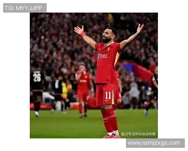 2025年足球现役最具颜值球星排行榜前十名揭秘